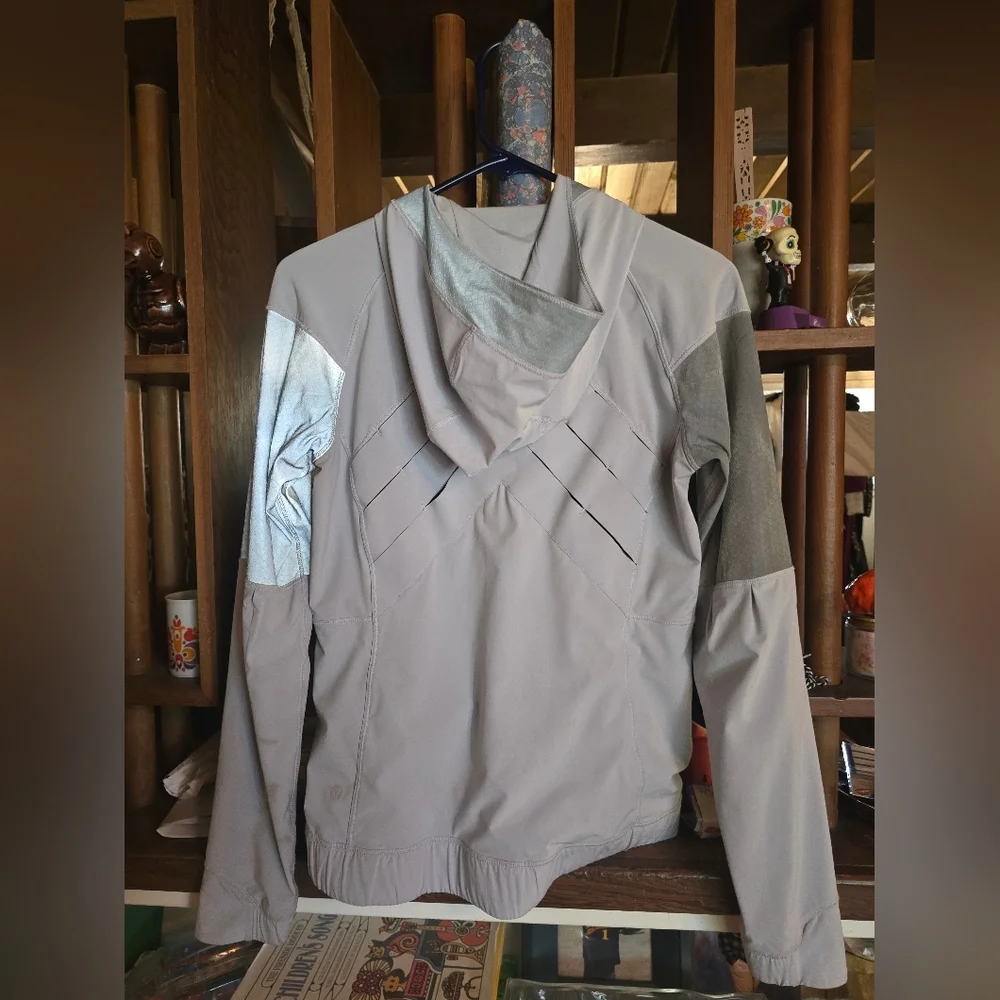 Lululemon Light Speed Jacket